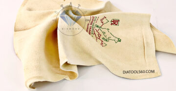 چرم آهو(دستمال پاکننده طلا و جواهر)