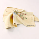 چرم آهو(دستمال پاکننده طلا و جواهر)